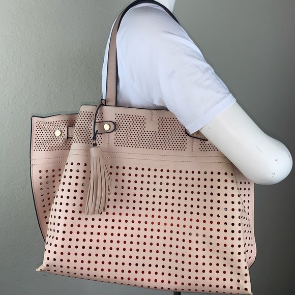 Urban Expressions perforated satchel - Picture 12 of 12
